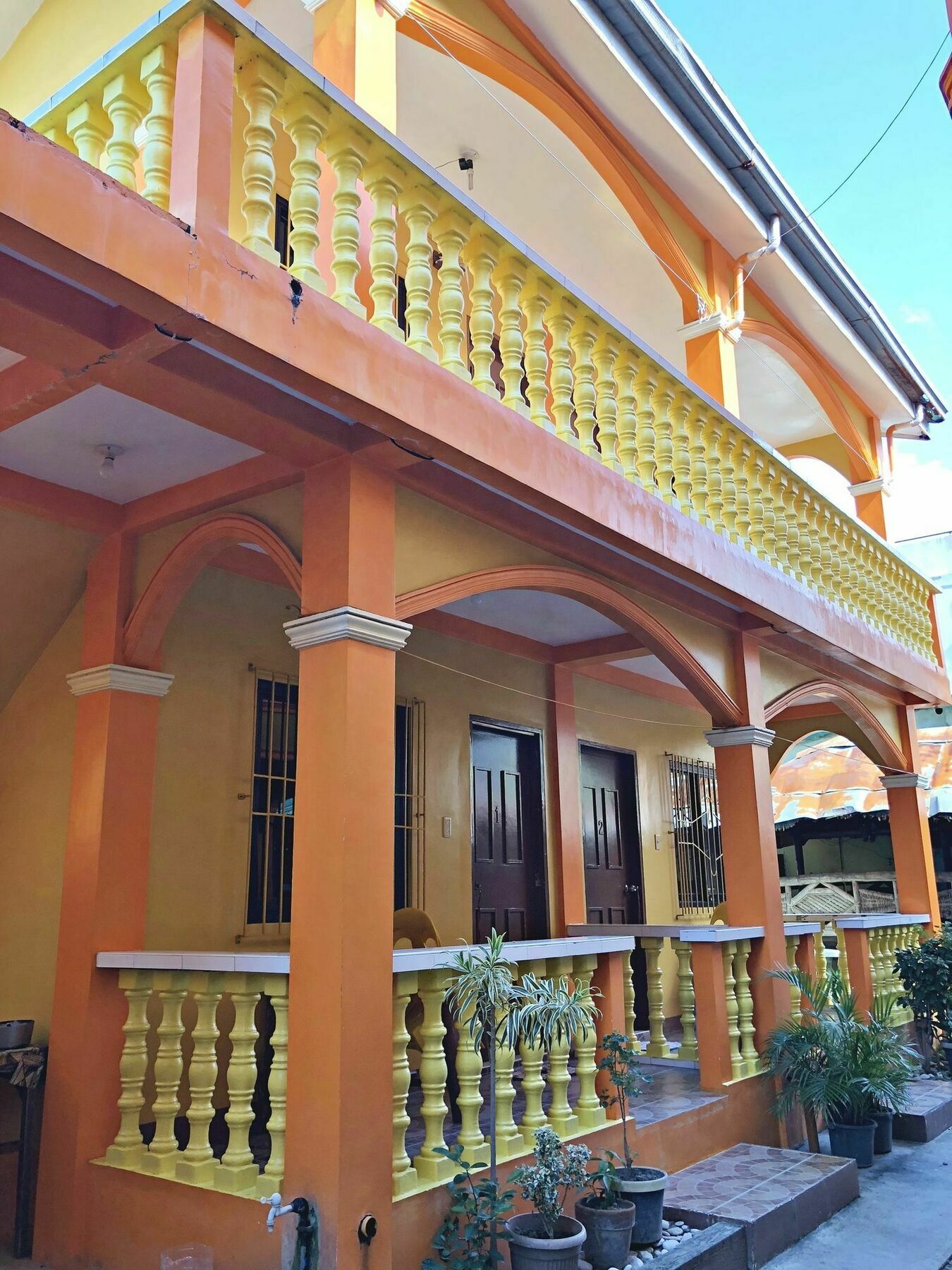 Queen Of Isle Cottages And Restaurant Puerto Galera Exterior foto